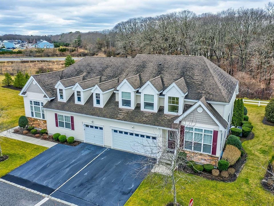 1st image of 104 Augusta Drive #104