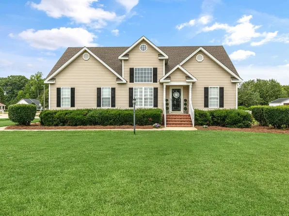 7014 Hunter Ln, Rocky Mount, NC 27803