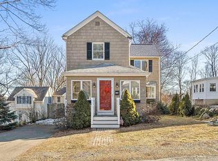 26 Highland St, Canton, MA 02021
