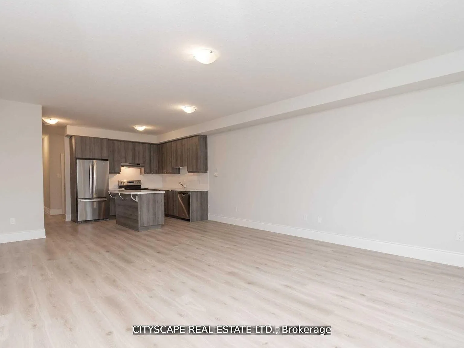 4 bed, $3,800 — Photo 3