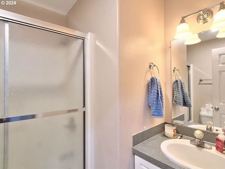 309 W Sherman St #A — Photo 18
