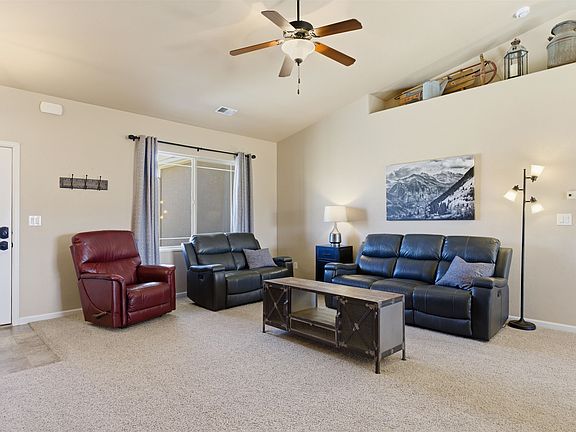 3rd image of 1081 20th Rd