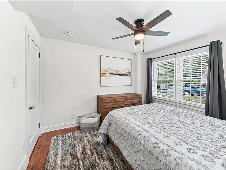 8 Stanton Ave — Photo 24