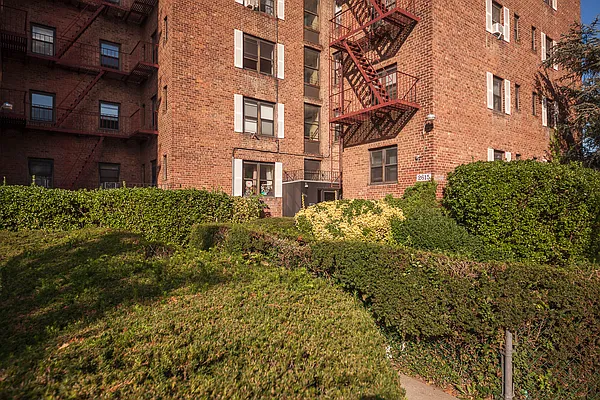 Sold by Silversons Realty LLC | media 3