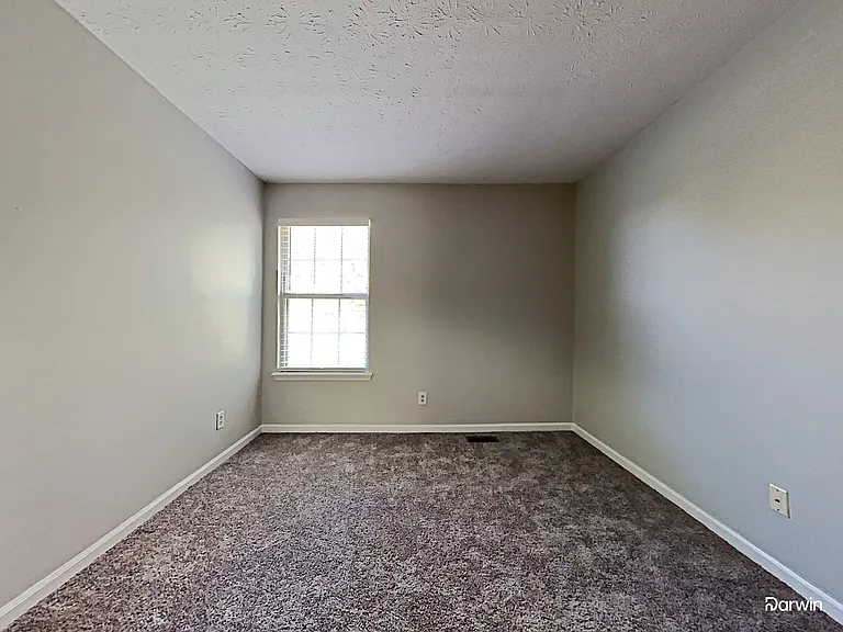 6271 Valleyview Dr — Photo 12