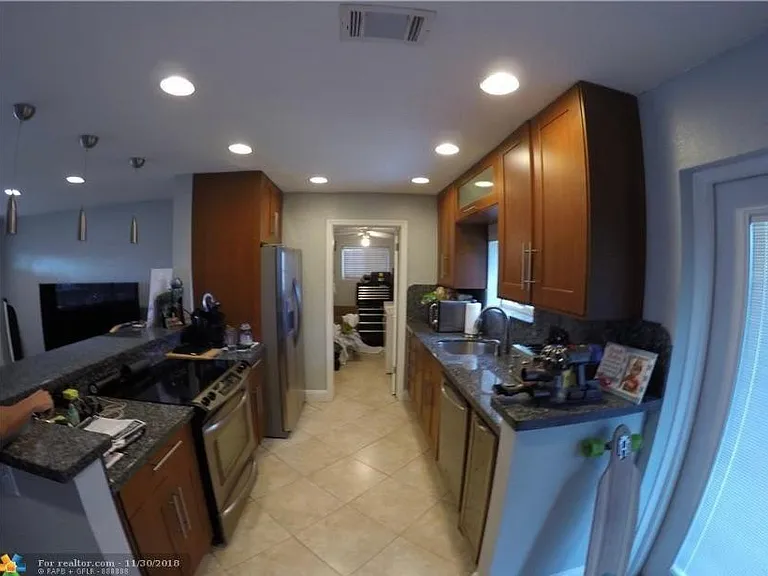 5040 SW 94th Way — Photo 13