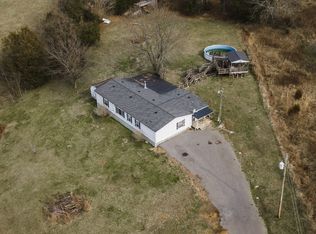 5643 New Harmony Rd, Hartsville, TN 37074