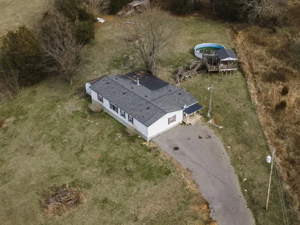 5643 New Harmony Rd, Hartsville, TN 37074