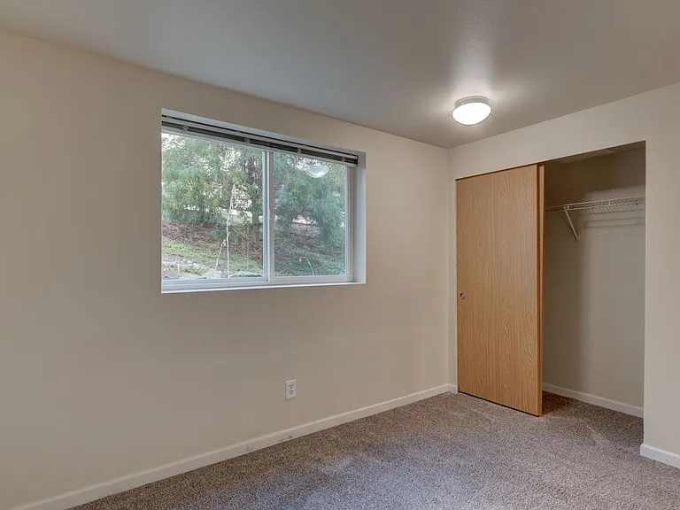 485 SW Bayshore Dr #D102 — Photo 8