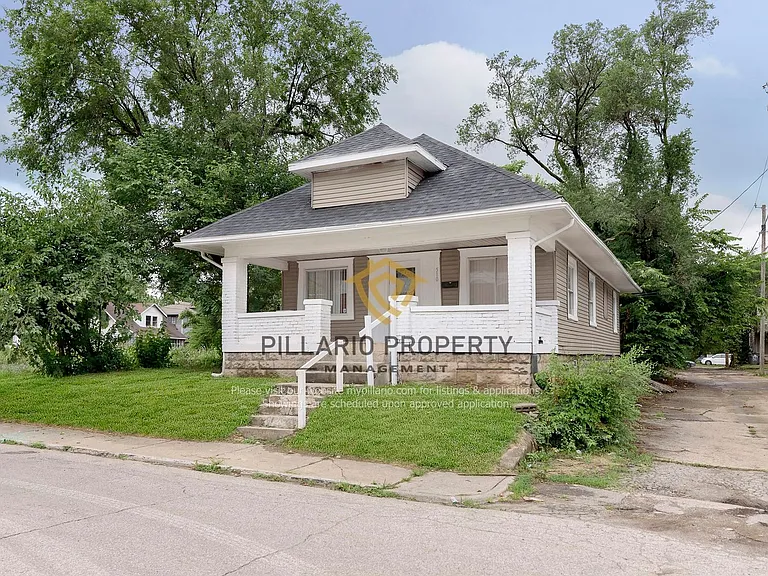 510 N Dearborn St — Photo 2