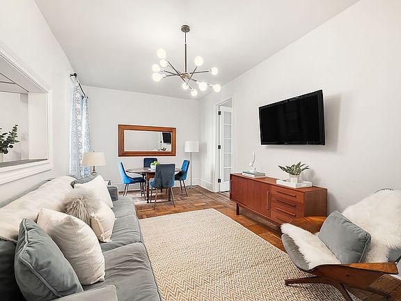 2nd image of 804 W 180th St APT 5
