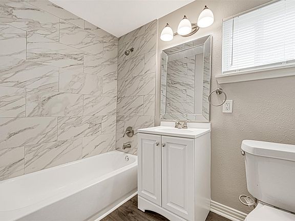 4th image of 7019 Bonham St