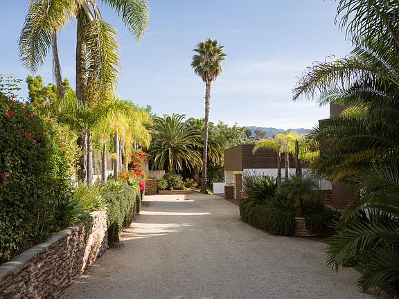 2nd image of 1776 Eucalyptus Hill Rd