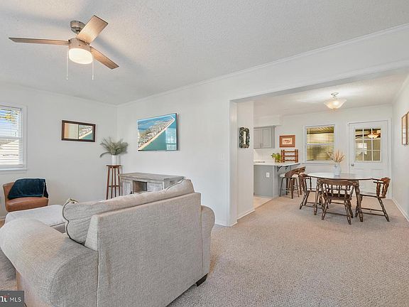 5th image of 96 Teal Cir