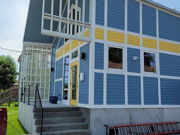 3rd image of 2822 Cherry St