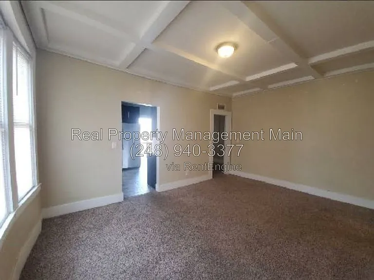 644 E Ferry St #2E — Photo 17