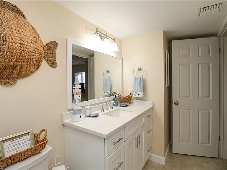 3443 Gulf Shore Blvd N #213 — Photo 28