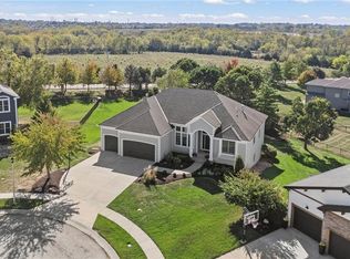 7822 Houston St, Shawnee, KS 66227