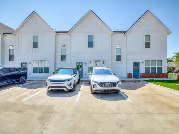 1644 N Leverett Ave, Fayetteville, AR 72703