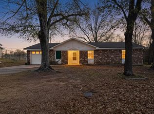 151 Northtown Dr, Wills Point, TX 75169