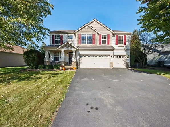 250 Sparrow Dr, Woodstock, IL 60098