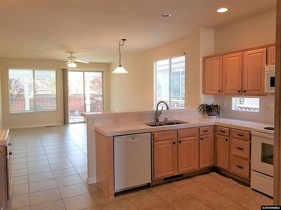 3rd image of 1701 Medolla Dr
