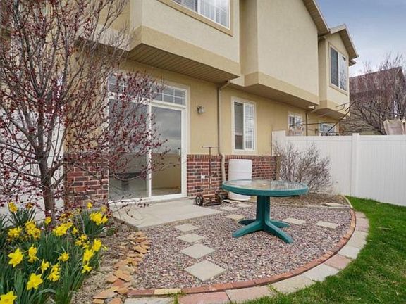 Fenced Yard
