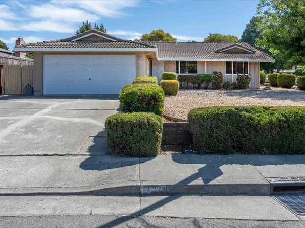 2806 Marigold Drive, Fairfield, CA 94533