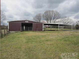 1335 Mill Rd, New Johnsonville, TN 37134