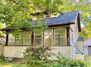 25 Seacliffe Rd, Rochester, NY 14622