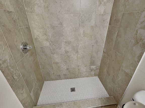 2nd image of 374 Willow Song Ct
