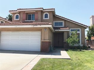 406 Summer Ln, Santa Ana, CA 92703