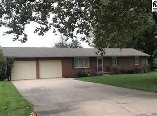 2106 Wilton St, Hutchinson, KS 67502