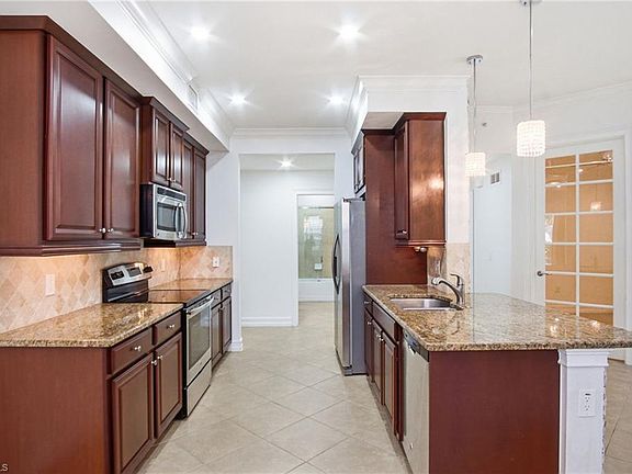 4th image of 28090 Sosta LN #2
