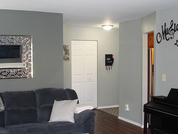 4th image of 1252 Beechwood Ct Unit D1