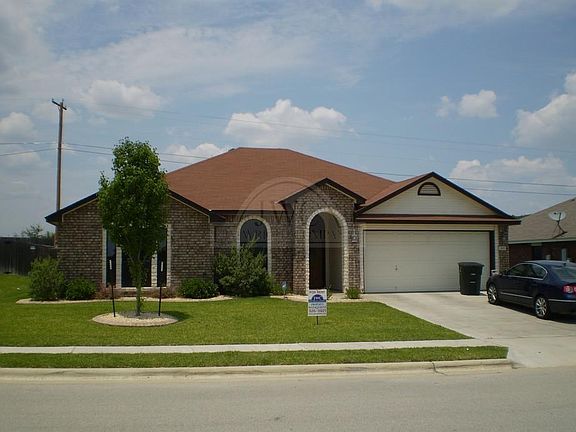 2nd image of 305 Curtis Dr