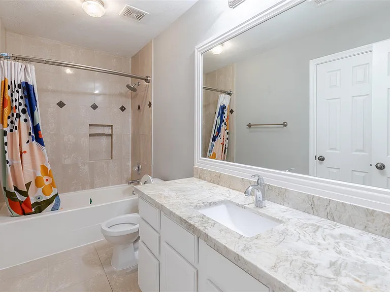 1118 Wilson St — Photo 25
