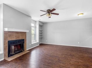 5305 Indio Cv APT B, Austin, TX 78745