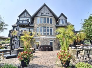 4349 Island View Dr, Fenton, MI 48430