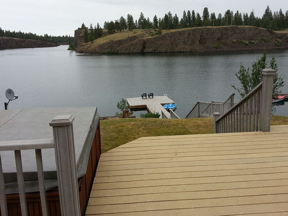 Dock 2