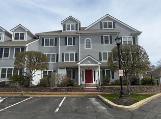 27 Maple St Unit F, Canton, MA 02021