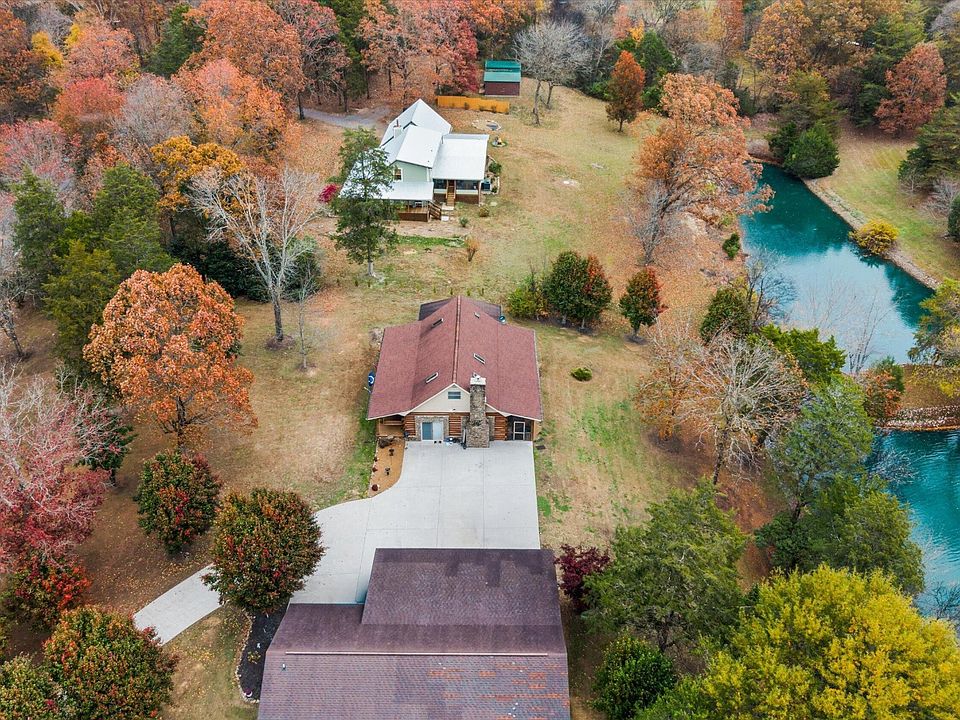 1st image of 755 Farmington Way