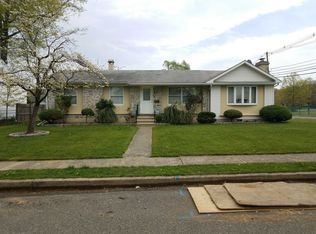 16 Olchaskey Ave, South River, NJ 08882