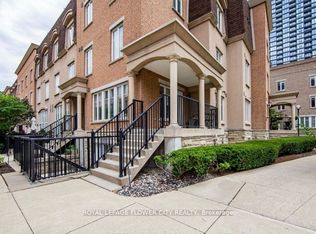 34 Western Battery Rd #423, Toronto, ON M6K3N9