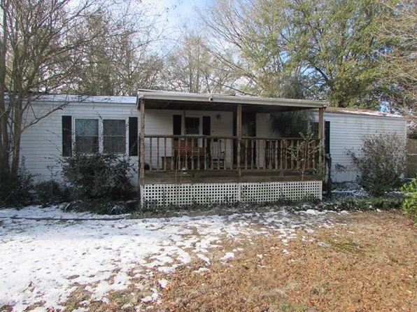 539 Grace Dr, Waycross, GA 31503