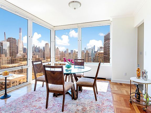 5th image of 220 Riverside Blvd APT 34C