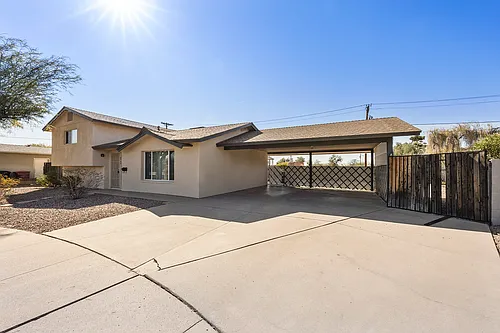 8743 E Berridge Ln Photo 1