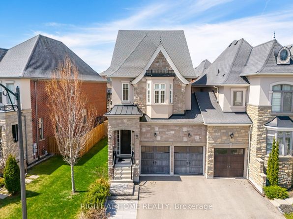 77 Robert Berry Cres, King, ON L7B 0M6