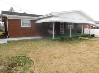 104 Franklin St, South Pt, OH 45680