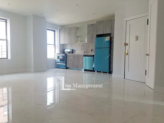 Rented by Lisa Management | media 8